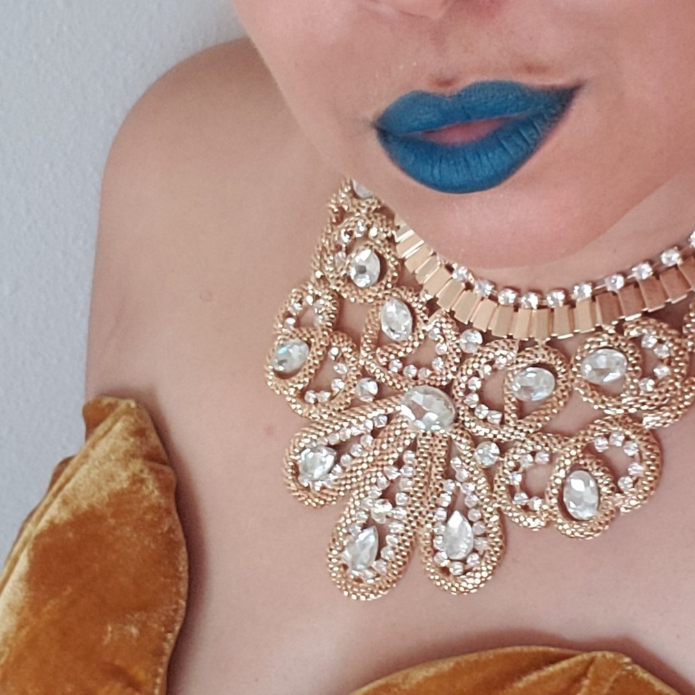 Gold necklace